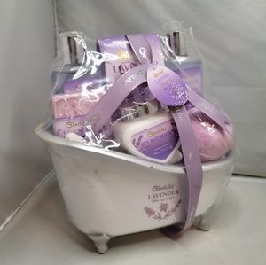 NEW 8Pcs GentLeaf lavender Spa Bath Gift Basket Bath and Body Gift Set for Her